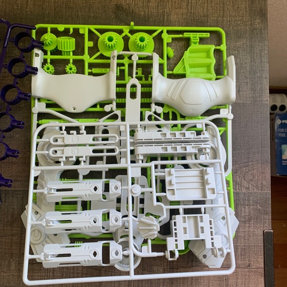 Thames & Kosmos Ultra Bionic Blaster STEM Experiment Kit Mechanical‎ Toy - Picture 9 of 13